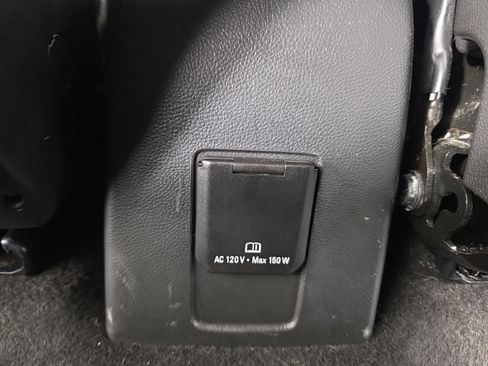 Used 2018 Chevrolet Trax Premier w/ Midnight Edition FWD image 34