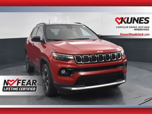 Used 2024 Jeep Compass Limited image 1