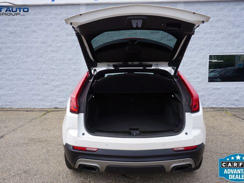 Used 2019 Cadillac XT4 Premium Luxury w/ Technology Package FWD image 16