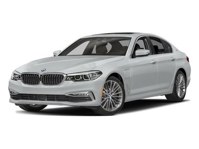 Used 2018 BMW 530e xDrive w/ Premium Package 2