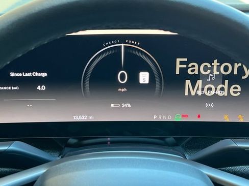 Used 2024 Lucid Air Touring AWD/4WD image 28