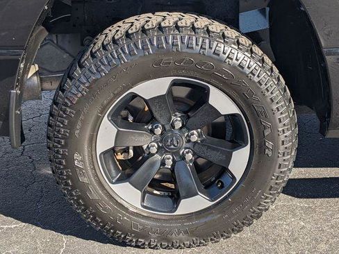 Certified 2019 RAM 1500 Big Horn AWD/4WD image 8
