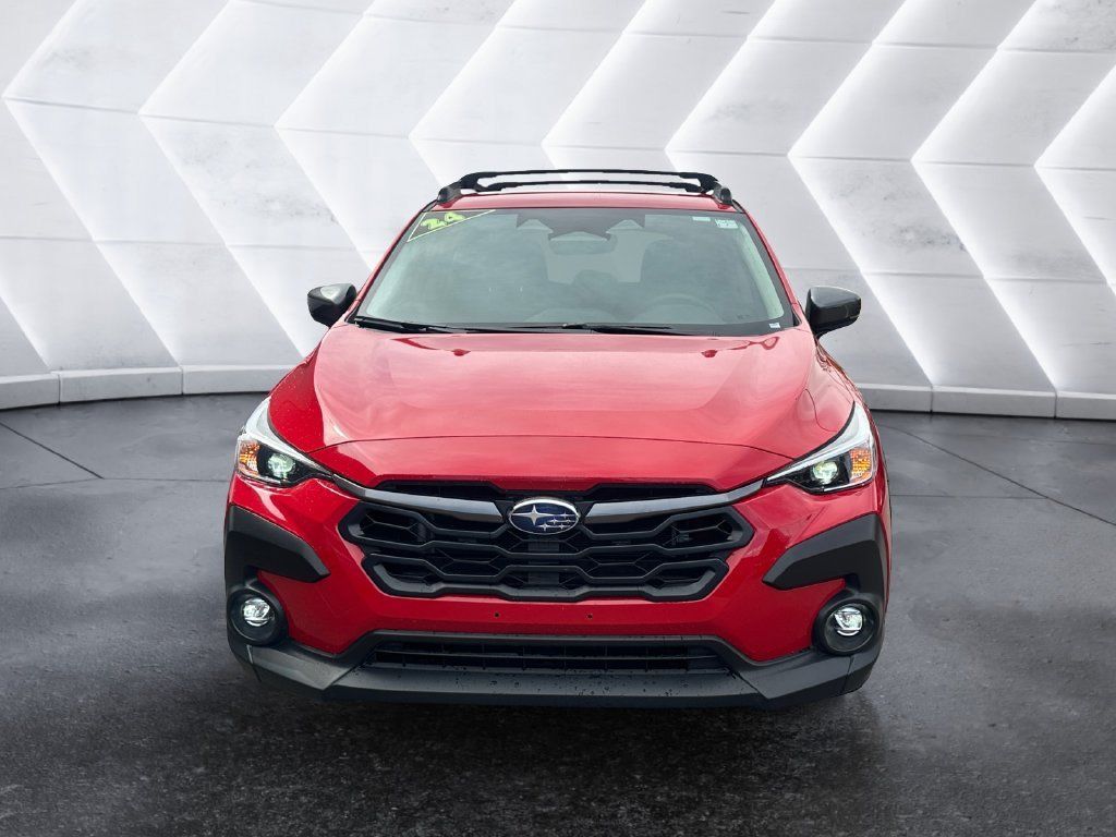 Used 2024 Subaru Crosstrek 2.0i Premium AWD/4WD image 2