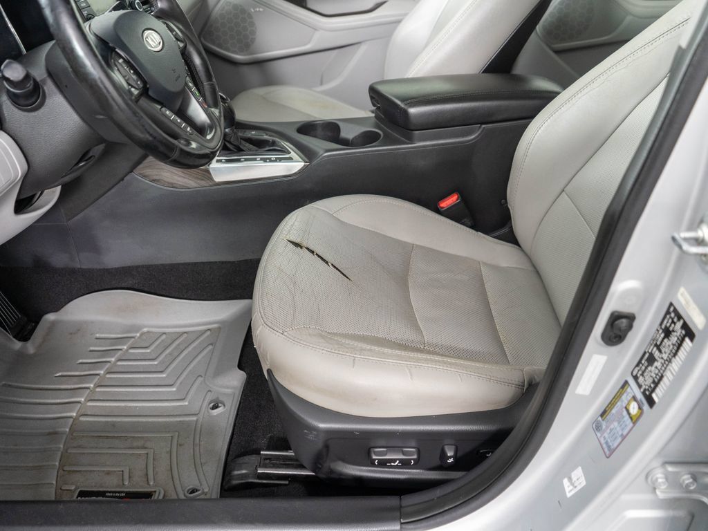 Used 2012 Kia Optima EX w/ Premium Pkg FWD image 10
