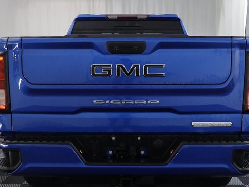 Certified 2022 GMC Sierra 1500 Elevation w/ Preferred Package image 19