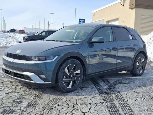 New 2026 Hyundai Ioniq 5 SEL image 2