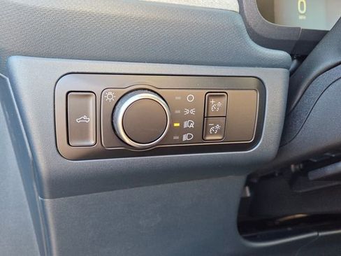 New 2026 Ford Maverick XLT image 27