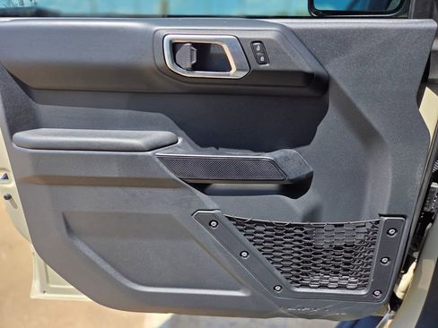 New 2026 Ford Bronco Outer Banks AWD/4WD image 33