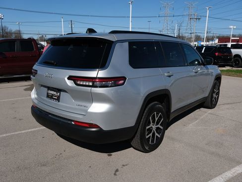 Used 2024 Jeep Grand Cherokee L Limited w/ Luxury Tech Group II AWD/4WD image 7