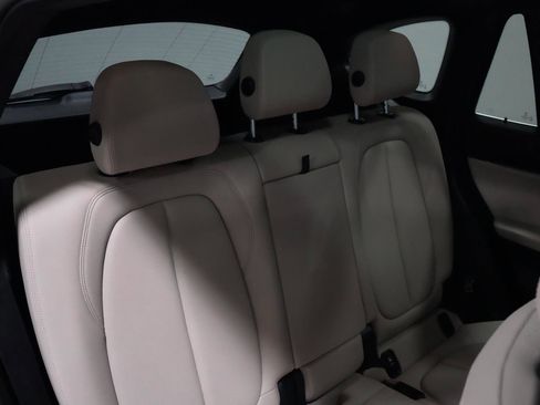 Used 2019 BMW X1 xDrive28i w/ Convenience Package image 8