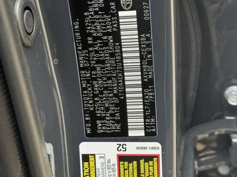 Used 2025 Toyota Camry LE FWD image 28