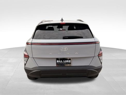 Used 2026 Hyundai Kona SEL Sport FWD image 7