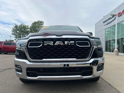 Used 2025 RAM 1500 Big Horn AWD/4WD image 2