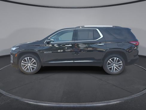Used 2023 Chevrolet Traverse High Country AWD/4WD image 5