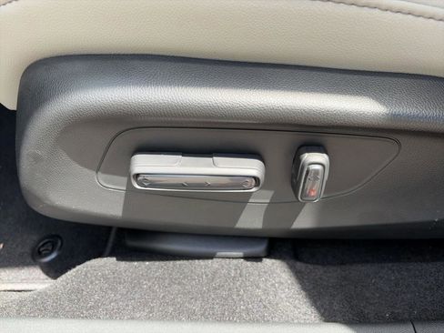 New 2026 Honda HR-V EX-L image 15