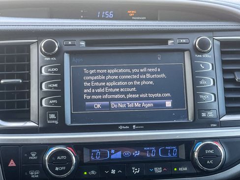 Used 2014 Toyota Highlander Limited Platinum image 13