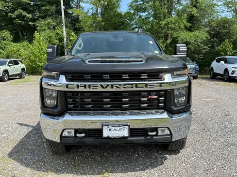 Used 2022 Chevrolet Silverado 2500 LT w/ Convenience Package AWD/4WD image 2