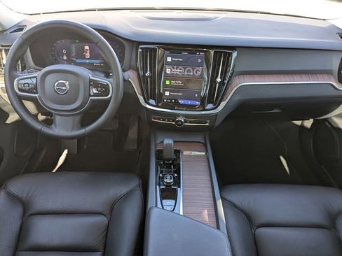 Certified 2023 Volvo S60 B5 Plus w/ Climate Package image 18