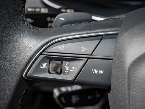 Used 2023 Audi Q8 Premium Plus w/ Premium Plus Package image 27