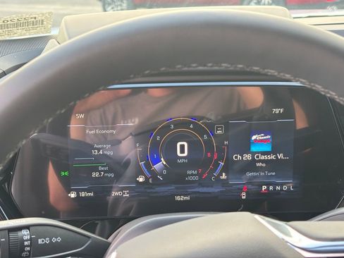 Used 2026 Chevrolet Suburban Premier image 15