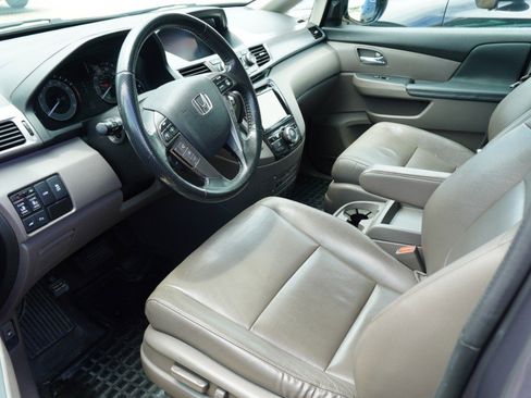 Used 2015 Honda Odyssey Touring image 8