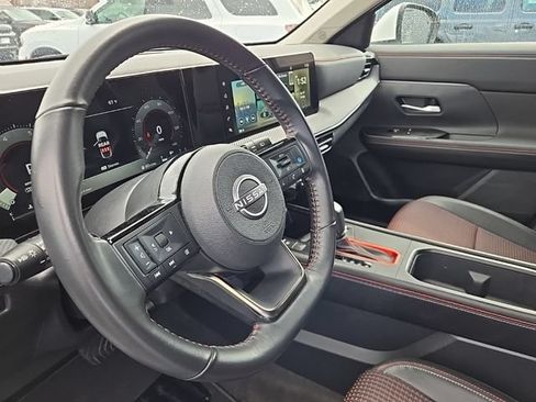 Used 2025 Nissan Kicks SR w/ Illumination Package AWD/4WD image 24