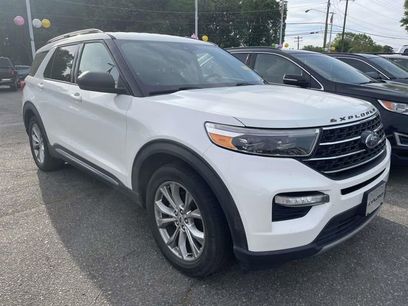 Certified 2021 Ford Explorer XLT w/ Equipment Group 202A