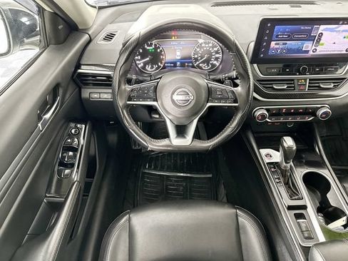 Used 2024 Nissan Altima 2.5 SR w/ SR Premium Package AWD/4WD image 11