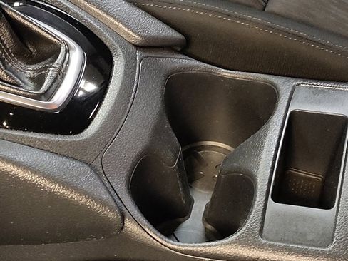 Used 2017 Nissan Rogue S image 26