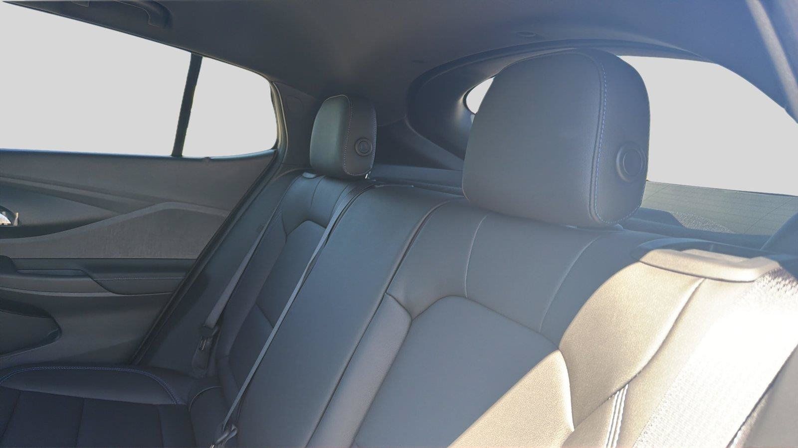 New 2026 Buick Envista Sport Touring w/ Convenience I Package FWD image 19