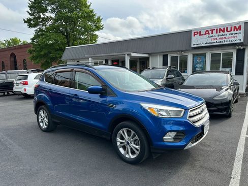 Used 2018 Ford Escape SE AWD/4WD image 1