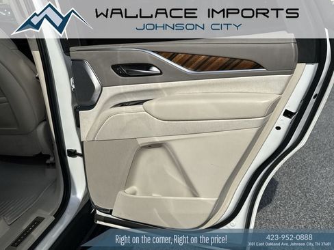Used 2021 Cadillac Escalade Sport Platinum w/ Heavy-Duty Trailer Package AWD/4WD image 40