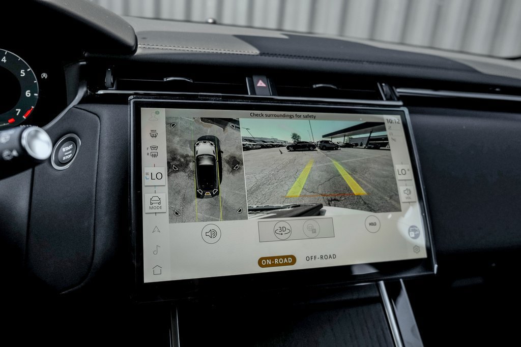 Certified 2026 Land Rover Range Rover Velar Dynamic SE AWD/4WD image 14