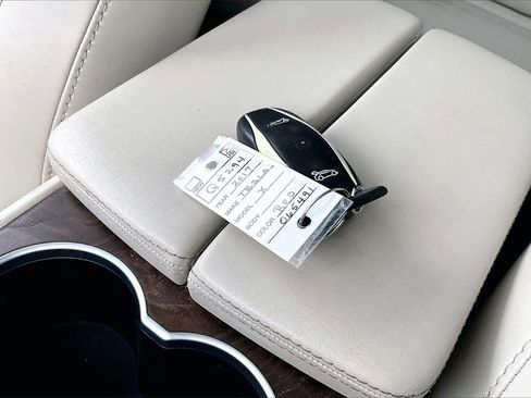 Used 2017 Tesla Model X 75D image 11