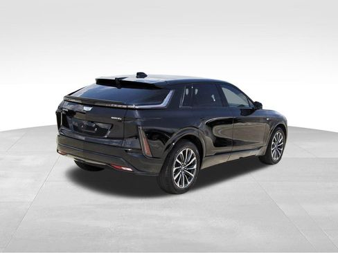 New 2026 Cadillac Lyriq Sport AWD/4WD image 4