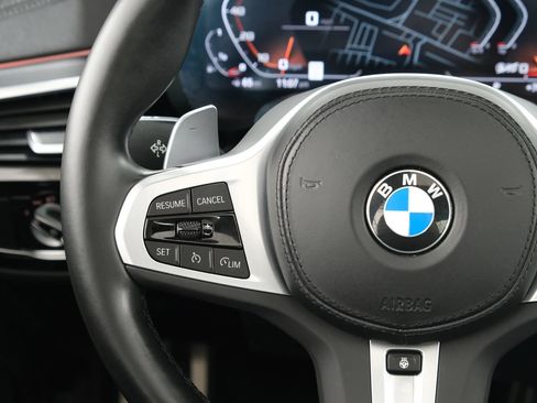 Used 2023 BMW M550i xDrive w/ Executive Package AWD/4WD image 11
