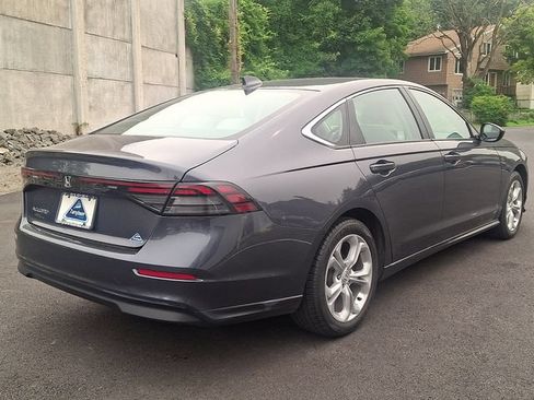 Certified 2023 Honda Accord LX image 6