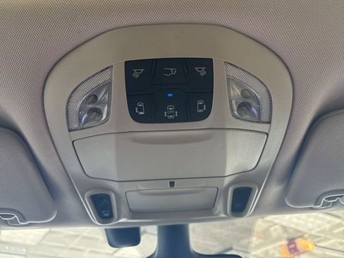Used 2021 Chrysler Pacifica Limited w/ Premium & Safety Sphere Group AWD/4WD image 50