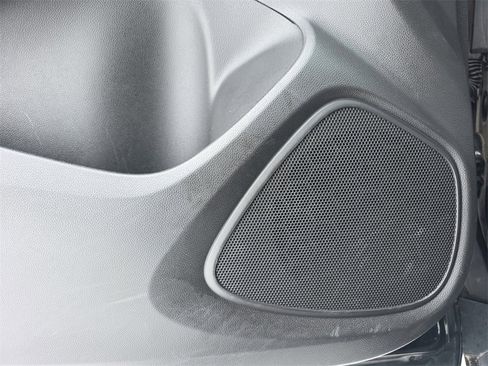 Certified 2024 Buick Encore GX Sport Touring image 29