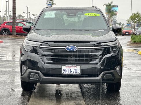 Used 2025 Subaru Forester Touring image 9