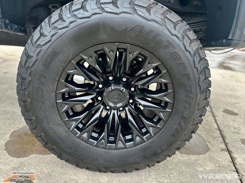 Used 2020 Chevrolet Silverado 2500 High Country w/ Z71 Off-Road Package image 18