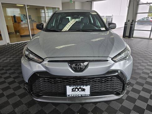 Used 2024 Toyota Corolla Cross AWD Hybrid image 8
