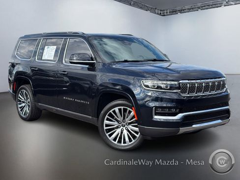 Used 2022 Jeep Grand Wagoneer Series III image 2