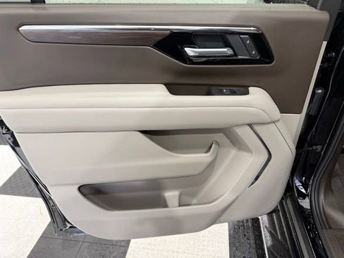 New 2026 Chevrolet Suburban LS w/ LPO, Dark Essentials Package image 20