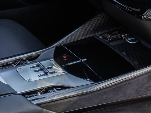 Used 2023 Ferrari Purosangue AWD/4WD image 57