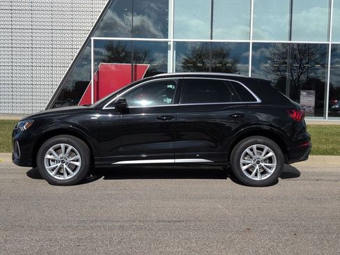 New 2025 Audi Q3 2.0T Premium image 30