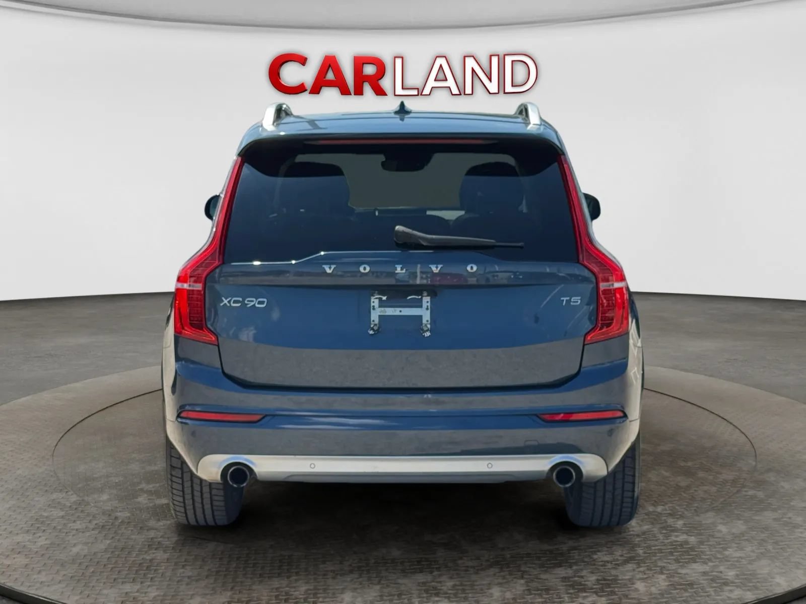 Used 2018 Volvo XC90 T5 Momentum w/ Convenience Package FWD image 5