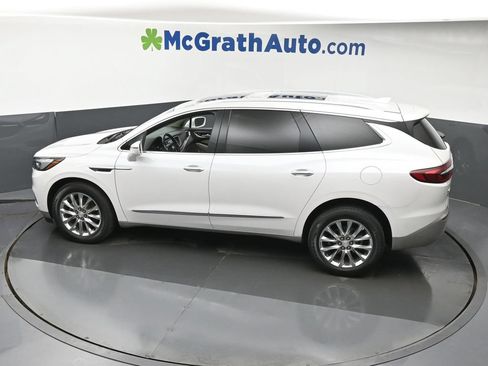 Used 2020 Buick Enclave Premium w/ Sun and Sites Package AWD/4WD image 24