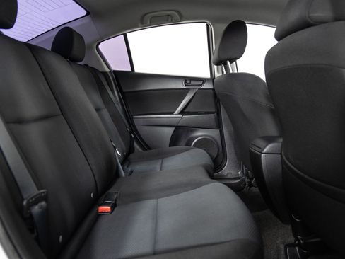 Used 2011 MAZDA MAZDA3 i Sport image 22