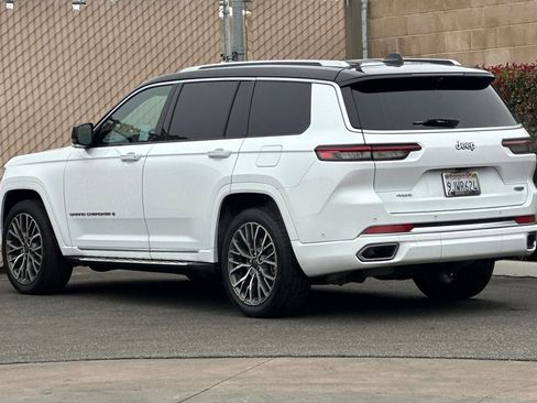 Used 2023 Jeep Grand Cherokee L Summit image 6